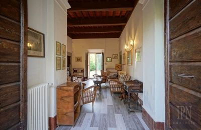 Historic Villa for sale Gragnano, Tuscany, Image 13/35