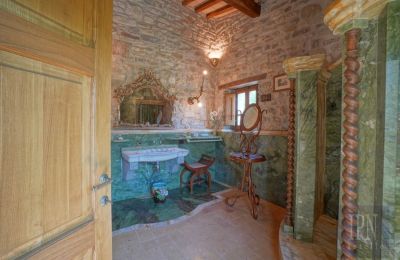 Manor House for sale 06014 Montone, Umbria, Image 8/36