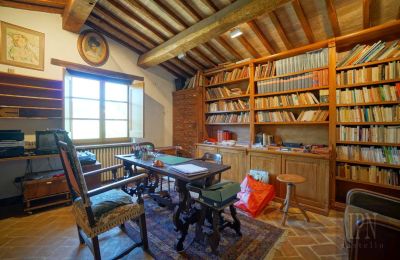 Manor House for sale 06014 Montone, Umbria, Image 9/36