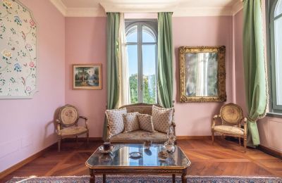 Historic Villa for sale 28040 Lesa, Piemont, Image 24/42