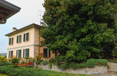 Historic Villa for sale Lisanza, Lombardy, Image 37/44