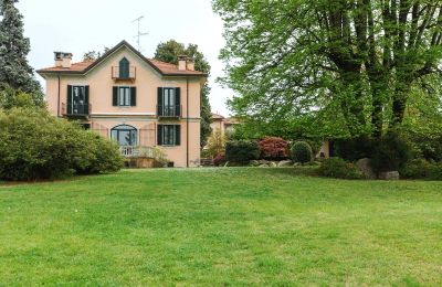 Historic Villa for sale Lisanza, Lombardy, Image 40/44