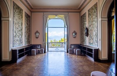 Historic Villa for sale 28838 Stresa, Piemont, Image 3/45