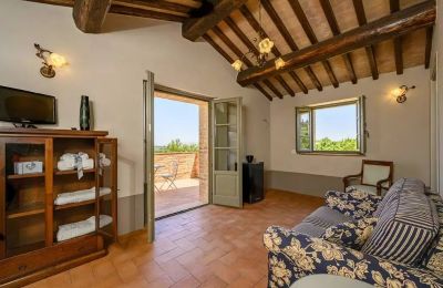 Country House for sale Montepulciano, Tuscany, Image 6/17