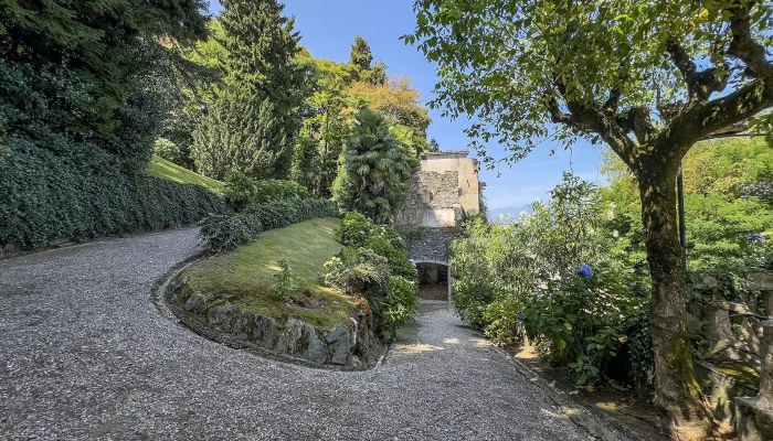 Castle Apartment Stresa 2