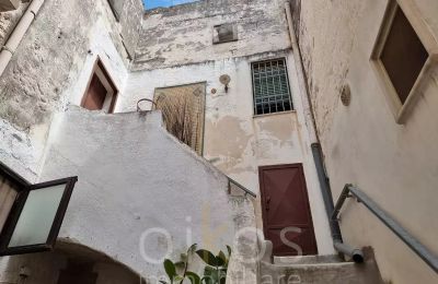 Town House for sale Oria, Apulia, Entrance