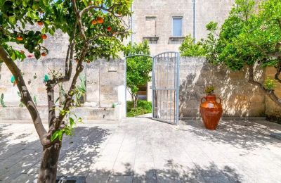 Historic Villa for sale Francavilla Fontana, Apulia, Image 21/22