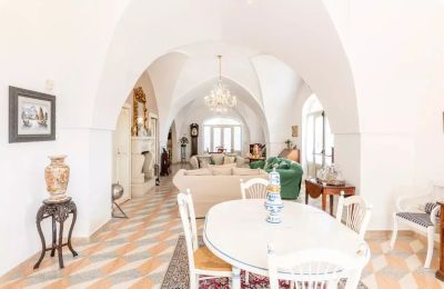 Historic Villa for sale Francavilla Fontana, Apulia, Image 4/22