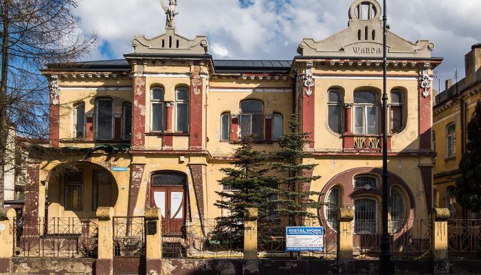 Historic Villa Piotrków Trybunalski 1