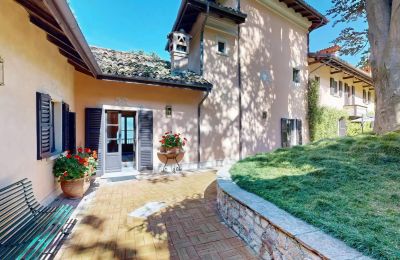 Historic Villa for sale Belgirate, Piemont, Image 22/36