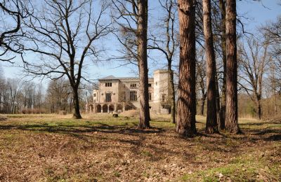 Medieval Castle for sale Zagórzany, Lesser Poland Voivodeship, Palace Garden