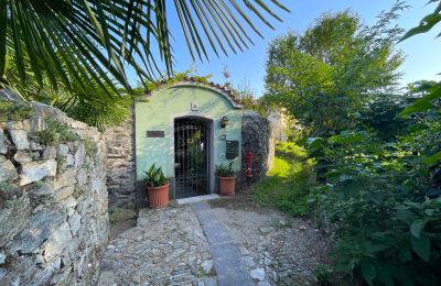 Historic Villa for sale Cannero Riviera, Piemont, Image 32/41