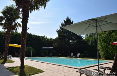 Manor House for sale Villeneuve-sur-Lot, New Aquitaine, Pool