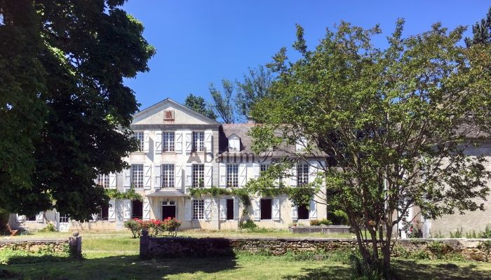 Manor House Pau 1