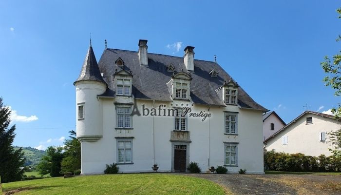 Castle for sale Saint-Jean-Pied-de-Port, New Aquitaine,  France