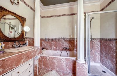 Castle for sale Centre-Loire Valley, Bathroom