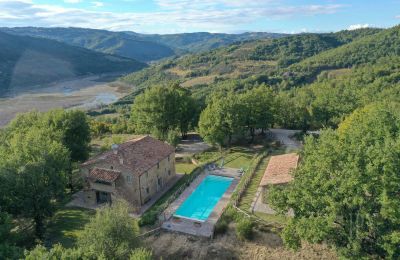 Farmhouse for sale 06029 Valfabbrica, Umbria, Image 1/49