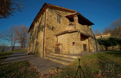 Farmhouse for sale 06029 Valfabbrica, Umbria, Image 27/49