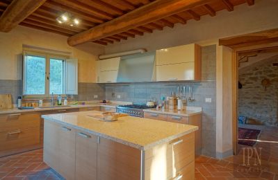 Farmhouse for sale 06029 Valfabbrica, Umbria, Image 33/49