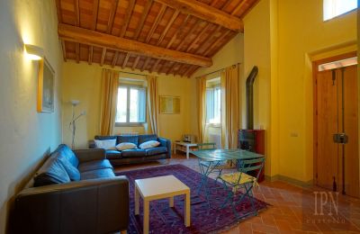 Farmhouse for sale 06029 Valfabbrica, Umbria, Image 44/49