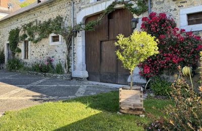 Manor House for sale Lourdes, Occitania, Outbuilding