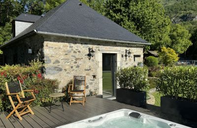 Manor House for sale Lourdes, Occitania, Image 27/35