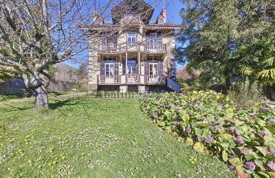 Historic Villa for sale Bagnères-de-Bigorre, Occitania, Back view