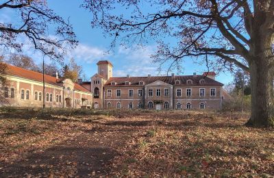 Character properties, Old East prussian manor estate in Northern Poland