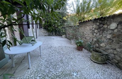 Historic Villa for sale Italy, Image 13/48