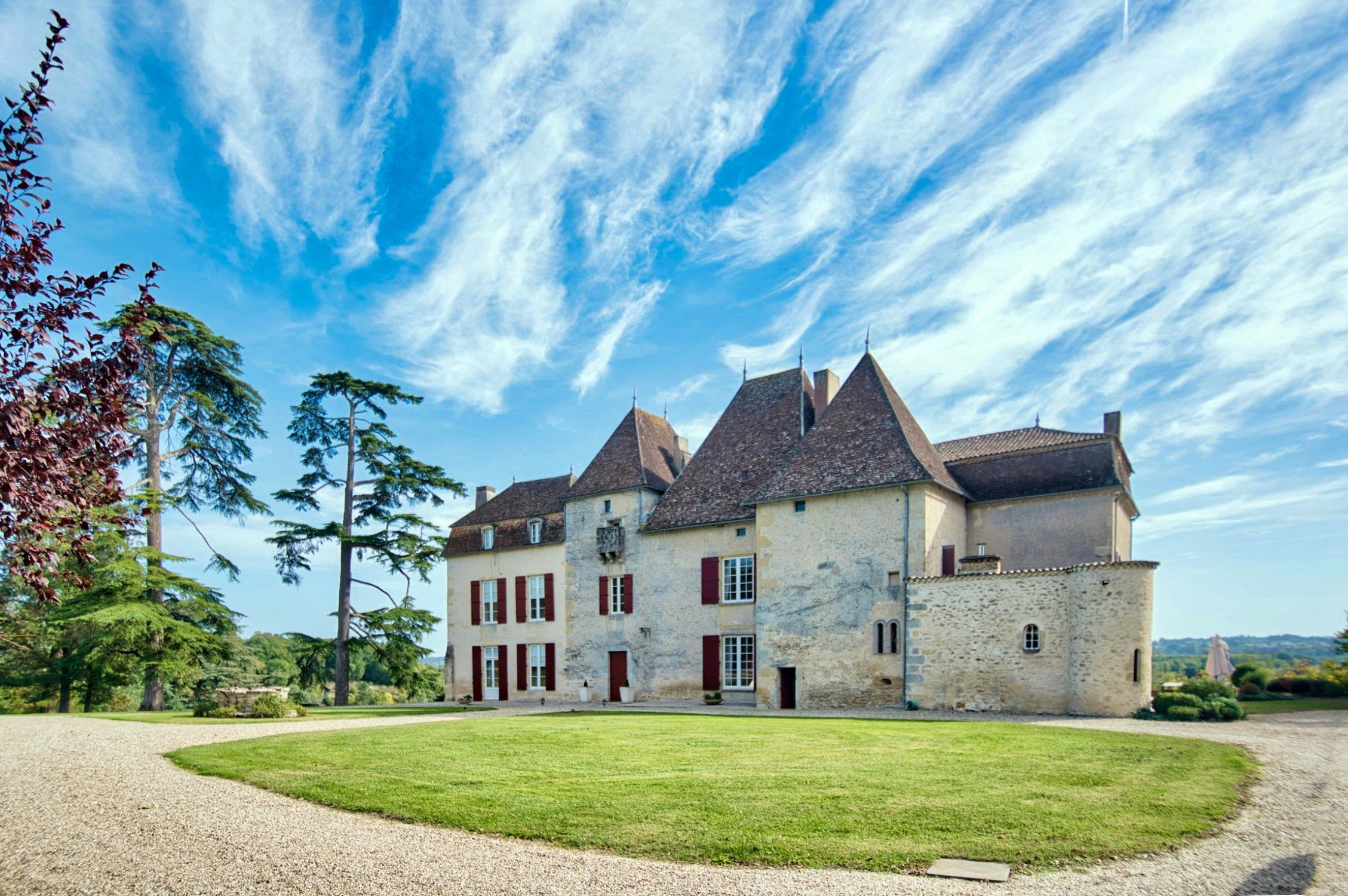 Photos Luxury castle in Nouvelle-Aquitaine