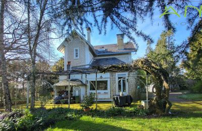 Historic Villa for sale Bussac-sur-Charente, New Aquitaine, Image 32/33