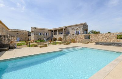 Historic property for sale Occitania, Pool