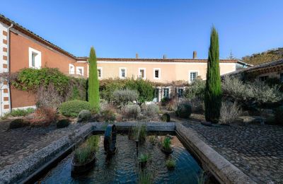 Manor House for sale Uzès, Occitania, Courtyard