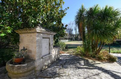 Manor House for sale Uzès, Occitania, Image 8/11