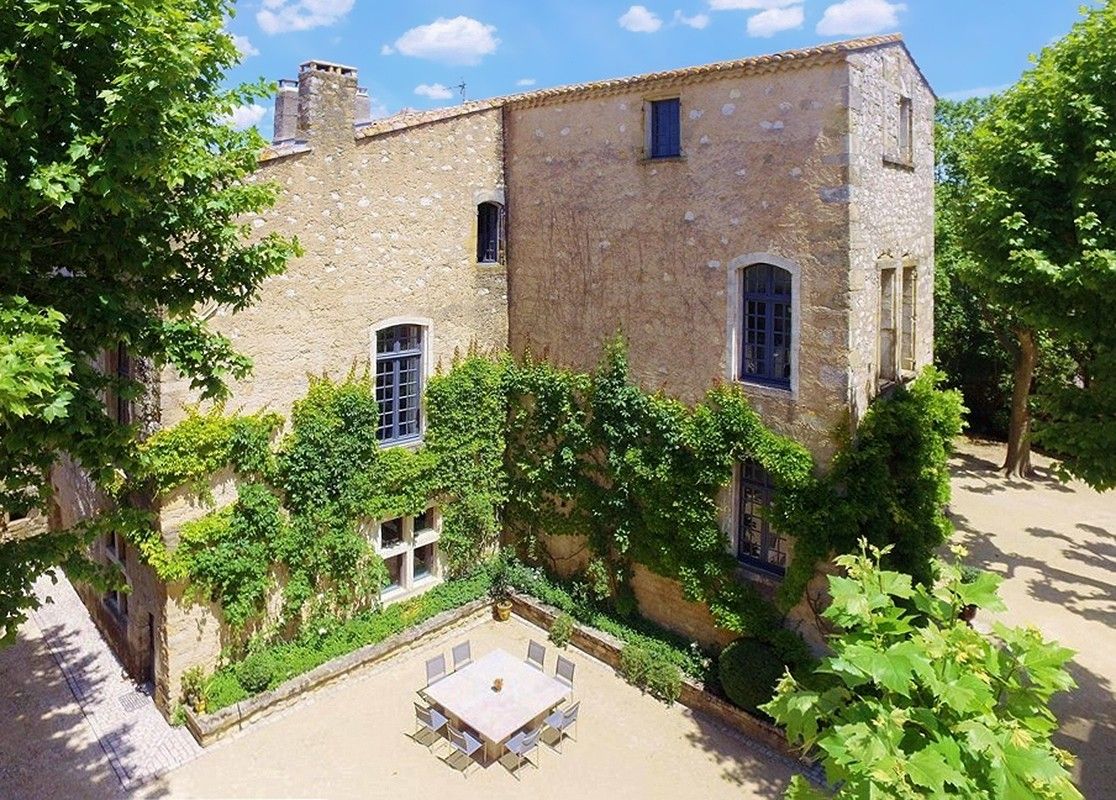 Photos Perfectly restored castle between Nîmes and Alès