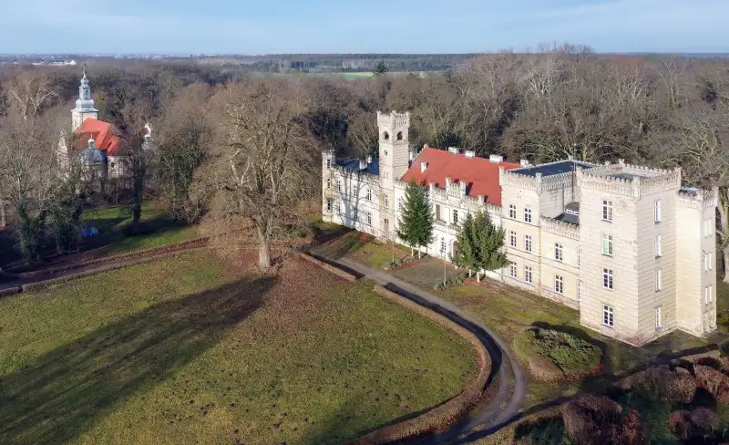 Castle for sale Gościeszyn, Greater Poland Voivodeship,  Poland, 3