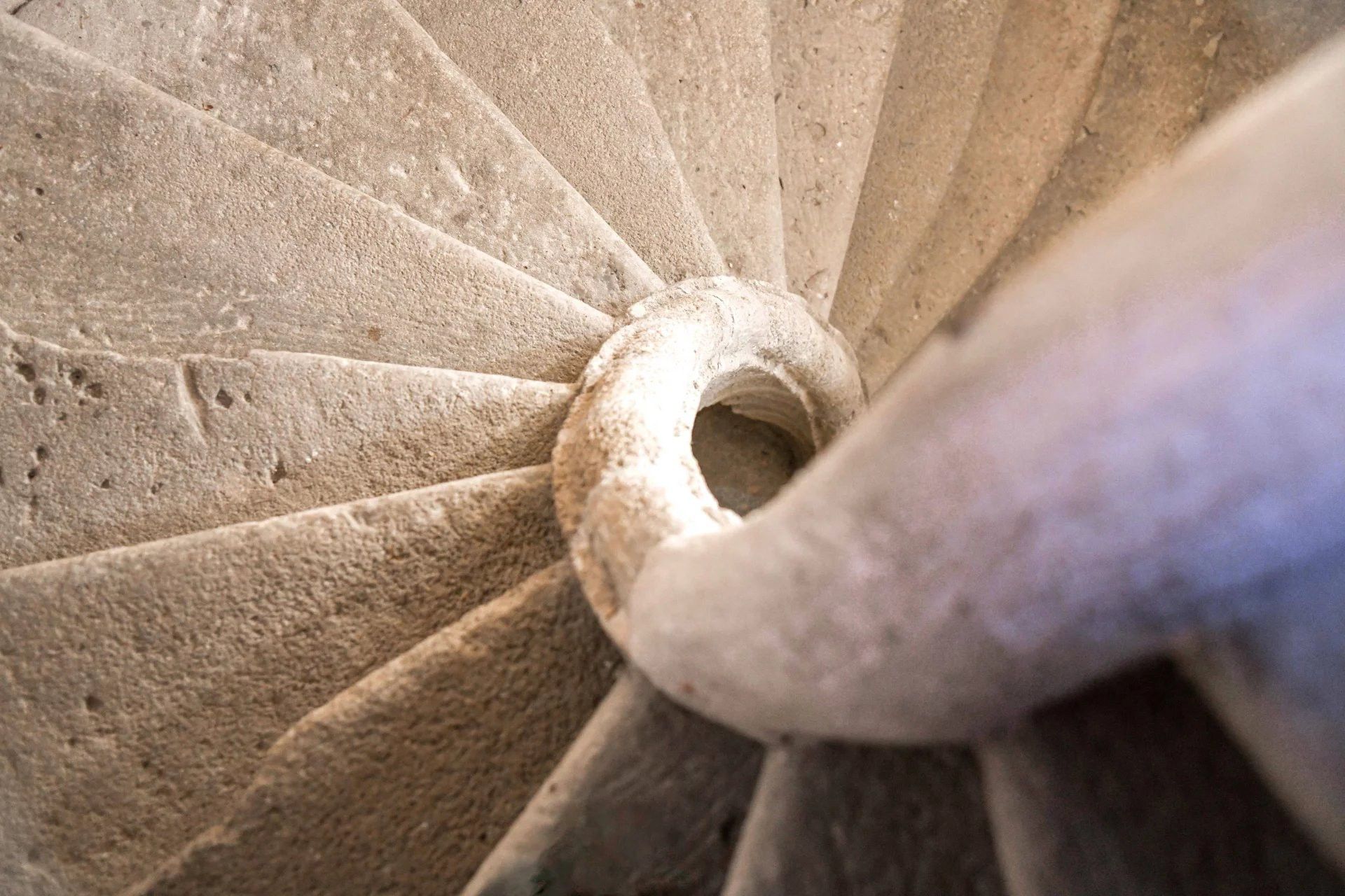 Photos Ancient sacred building with fantastic character and sweeping views