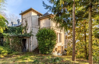 Historic Villa for sale Sèvres, Parc de Saint Cloud, Ile-de-France,, Outbuilding