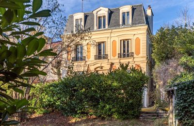 Historic Villa for sale Sèvres, Parc de Saint Cloud, Ile-de-France,, Front view