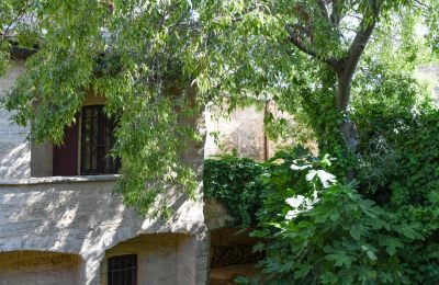 Historic property for sale Uzès, Occitania, Image 15/20