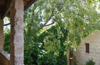 Historic property for sale Uzès, Occitania, Image 2/20