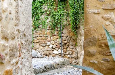 Historic property for sale Uzès, Occitania, Garden