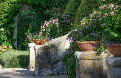 Castle for sale Barjac, Occitania, Garden