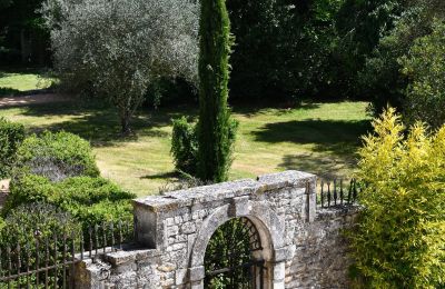 Castle for sale Barjac, Occitania, Image 42/43