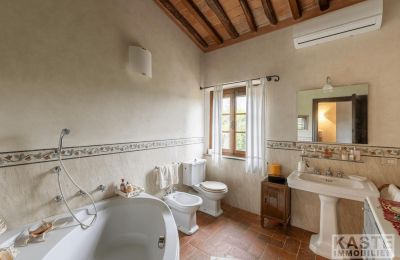 Country home for sale Crespina, Tuscany, Bathroom