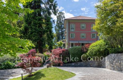 Historic Villa for sale Menaggio, Lombardy, Image 3/31