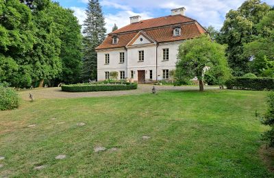 Manor House for sale Dawidy, Dwór w Dawidach, Warmian-Masurian Voivodeship, Front view