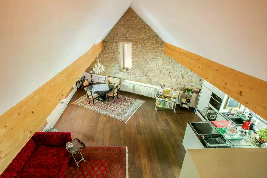 Historic properties, Craft outside, art within