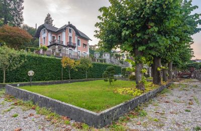 Historic Villa for sale Baveno, Piemont, Image 24/25