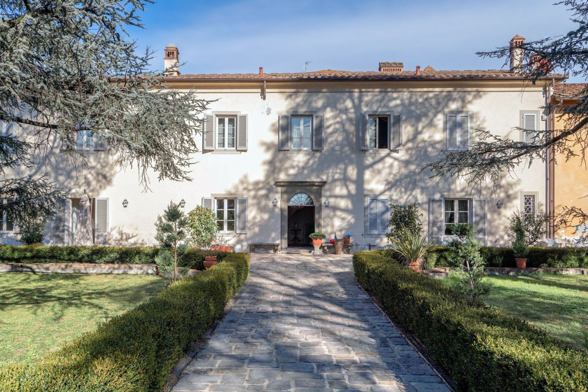 Photos Prestigious country villa in Pistoia